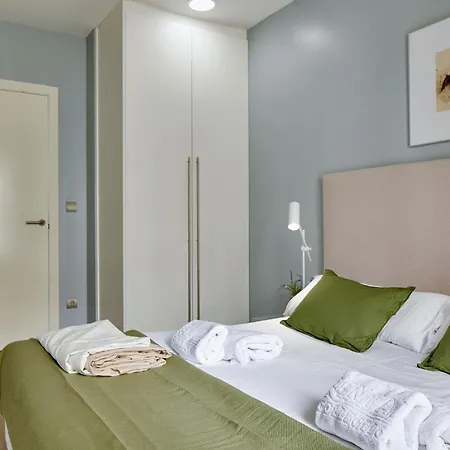 Apartment The Collection - Gros Arena Ii *